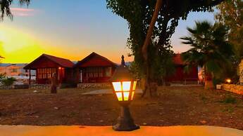 Demre Sahildeki Ev Bungalov