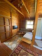 Demre Sahildeki Ev Bungalov