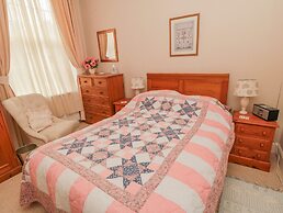 Sandsend Sunset View