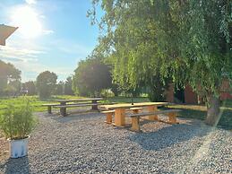 Utopia Feels Botanical Glampground