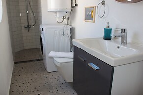 Aloha Suites Mediterranean