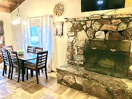 Grey Squirrel Resort