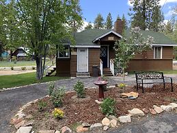 Grey Squirrel Resort