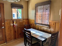 Grey Squirrel Resort