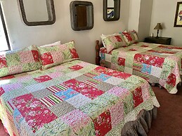 Grey Squirrel Resort