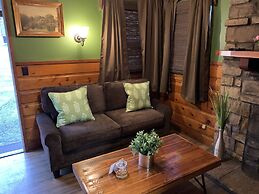 Grey Squirrel Resort