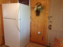 Grey Squirrel Resort