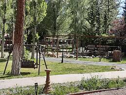 Grey Squirrel Resort