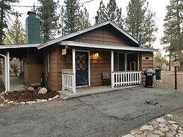 Grey Squirrel Resort