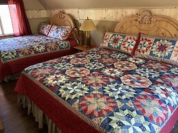 Grey Squirrel Resort