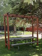 Grey Squirrel Resort