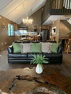 Grey Squirrel Resort