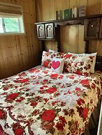 Grey Squirrel Resort