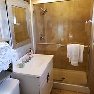 Grey Squirrel Resort