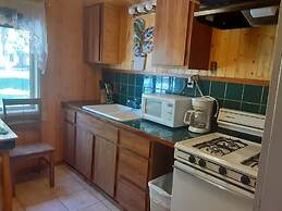 Grey Squirrel Resort