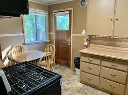 Grey Squirrel Resort