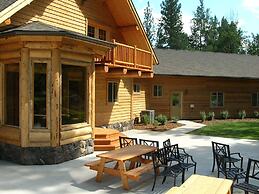 Pineview Lodge
