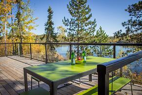 Beautiful Log Cabin on Saganaga Lake