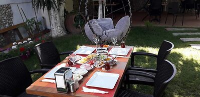 Düsseldorf Pansiyon