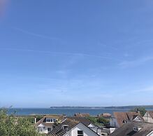 Quirky Loft Apartment in Paignton With sea Views