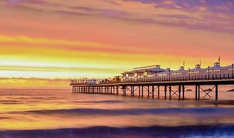 Quirky Loft Apartment in Paignton With sea Views