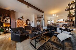 Luxury apt Near sea With Terraces and Balconies