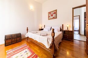 Luxury apt Near sea With Terraces and Balconies