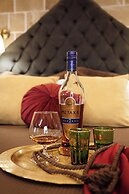 utopia luxury suites