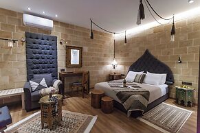 utopia luxury suites