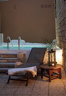 utopia luxury suites