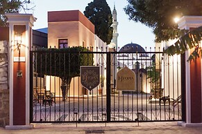 utopia luxury suites