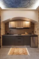 utopia luxury suites