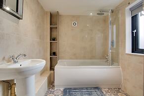 Chestnut Barn Runham 1880's Barn Conversion