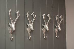 Chestnut Barn Runham 1880's Barn Conversion