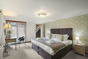 Chestnut Barn Runham 1880's Barn Conversion