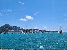 Boundless Bliss Hotel