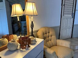 Boundless Bliss Hotel