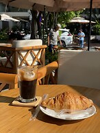 Danapearl Riverside Condotel