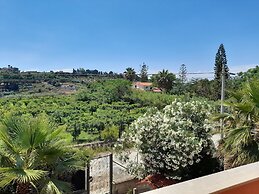 Margherita's Nest by the sea With Birds Song