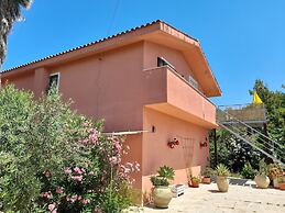 Margherita's Nest by the sea With Birds Song