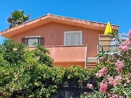 Margherita's Nest by the sea With Birds Song