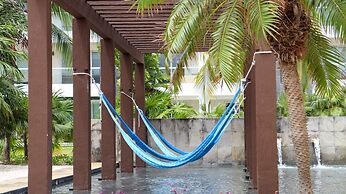 Mareazul Beach Condos Playa Del Carmen