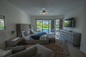 Mareazul Beach Condos Playa Del Carmen