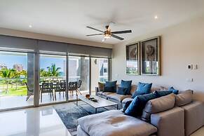 Mareazul Beach Condos Playa Del Carmen