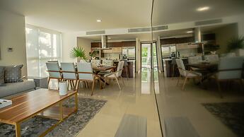 Mareazul Beach Condos Playa Del Carmen