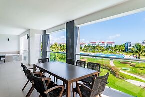 Mareazul Beach Condos Playa Del Carmen