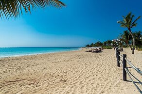 Mareazul Beach Condos Playa Del Carmen