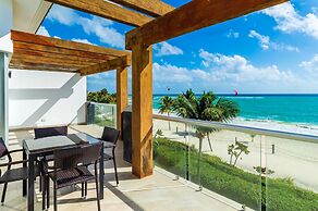 Mareazul Beach Condos Playa Del Carmen