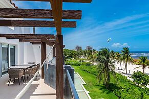 Mareazul Beach Condos Playa Del Carmen