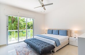 Mareazul Beach Condos Playa Del Carmen